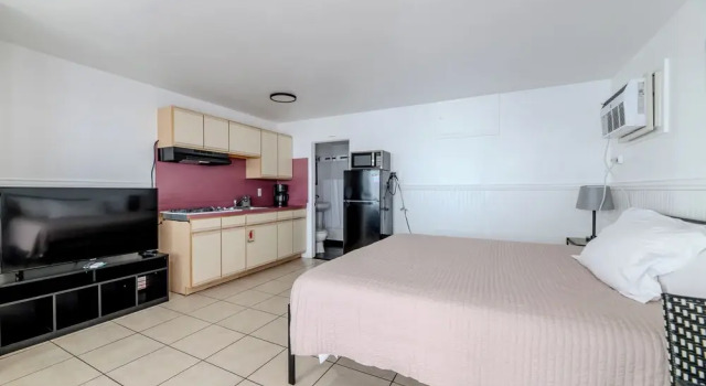 Студия Alante Oceanfront Motel