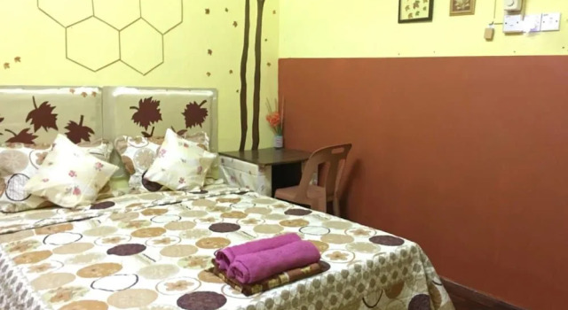 UNYK Homestay, Prenota Hotel Hotel a Kedah con parcheggio, Parcheggio