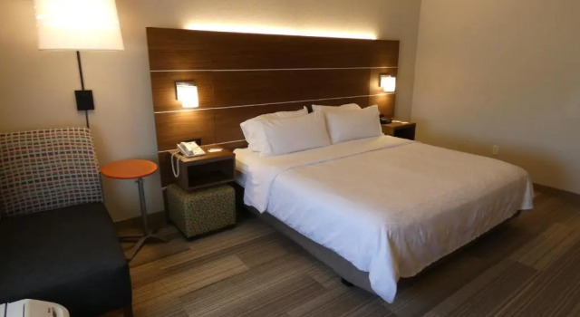 Номер Standard Holiday Inn Express Hotel & Suites Limon I-70 by IHG
