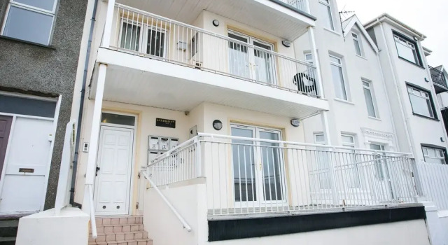 No 6 Sandhaven