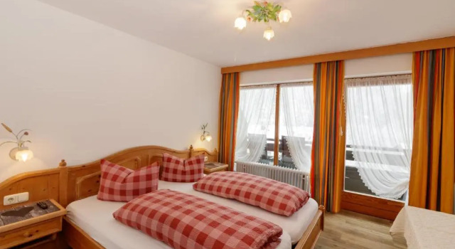 Hotel BinderhA¤usl, Varaa Hotelli Hotellit Baijeri pysäköinnillä, Pysäköinti