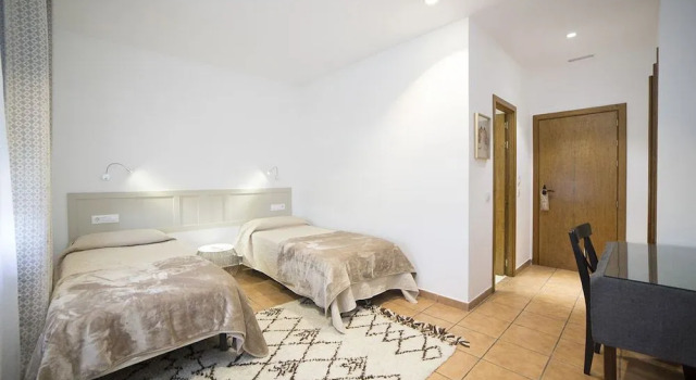 BOUTIQUE KOKO Aeropuerto, Varaa Boutique-hotelli Hotellit Madridin maakunta pysäköinnillä, Pysäköinti