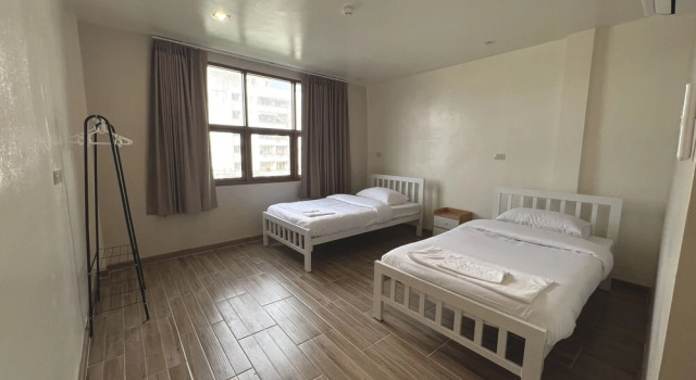 Четырёхместный номер Standard Krung Tone Hostel