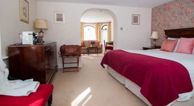 Hazelwood Lodge, Book Hotel Hoteller i Clare med parkering, Parkering