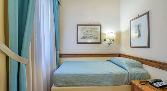 Одноместный номер Hotel Michelangelo