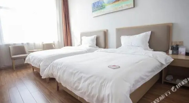 Bayannaoer Junyi Crown Hotel, Book Hotel Hotels in Inner Mongolia with Parking, Parking