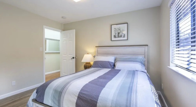 Marbella Lane Duplex San Jose 10-Min to Levi’s, Забронировать Дом для отпуска Коттеджи Silicon Valley, Коттедж