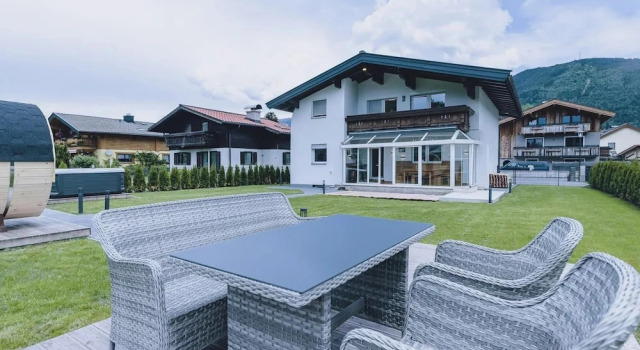 Коттедж Spa Chalet - Penthouse Lodge