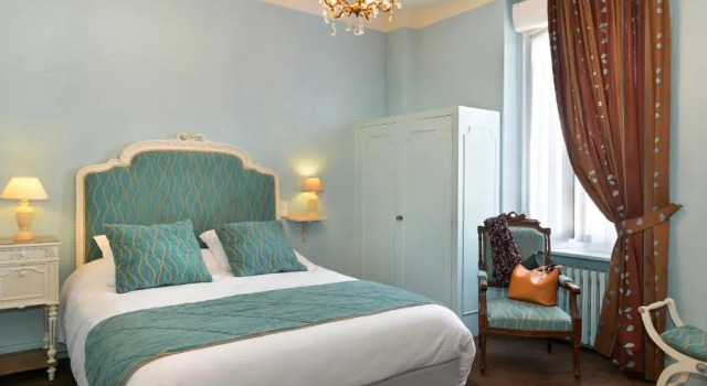 Двухместный номер Standard Logis Hotels Restaurant Le Dauphin