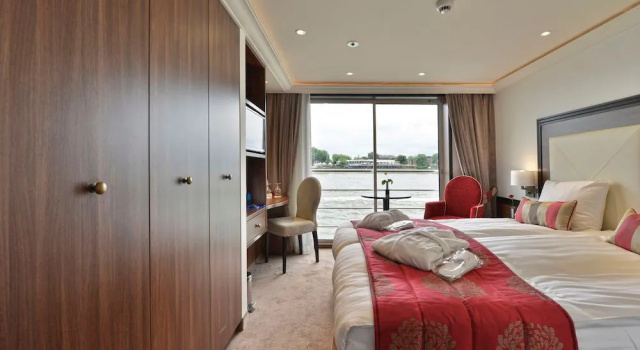 FairCruise Business Hotelship Frankfurt, Забронировать Отель Бизнес-отели Франкуфрт-на-Майне - Центра - Старого города - Франкфурт-на-Майне, 4* 5*
