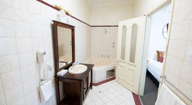 Номер Standard Bentleys Hotel