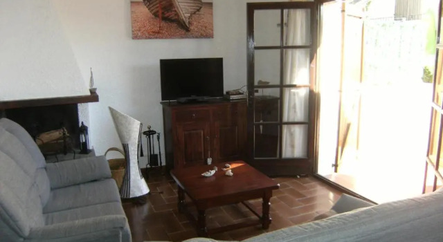 Les Oliveres 67, Забронировать Отель Торроэлья-де-Монгри Baix Empordà