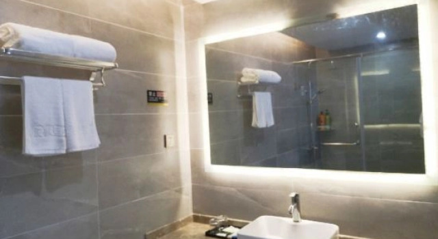 JunfengBusiness Hotel, Prenota Hotel Ningbo Zhejiang