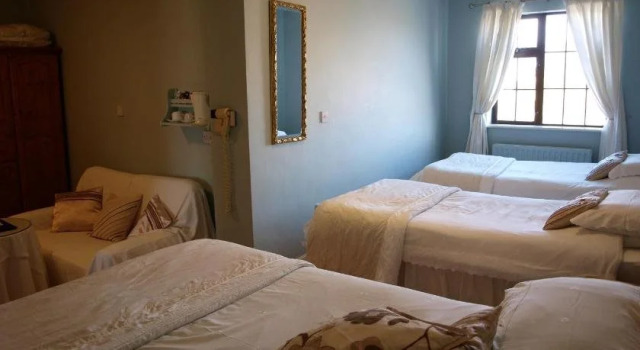 The Smugglers Inn, Book Hotel Waterville 