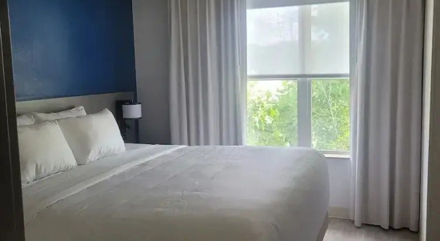 Четырёхместный люкс c 1 комнатой с видом на город Comfort Inn & Suites Dothan Northside Plaza