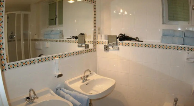 Семейные апартаменты с 2 комнатами Berghotel Hois