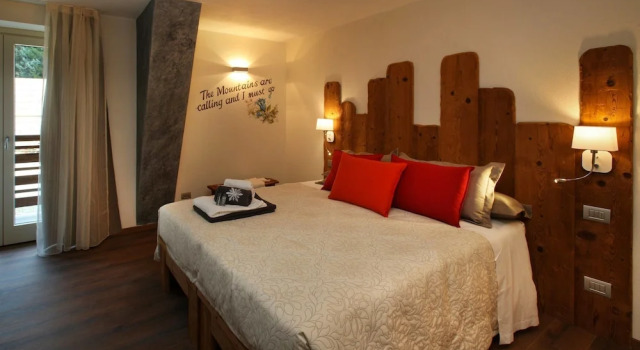 Двухместный номер Deluxe с балконом Serendipity Hotel