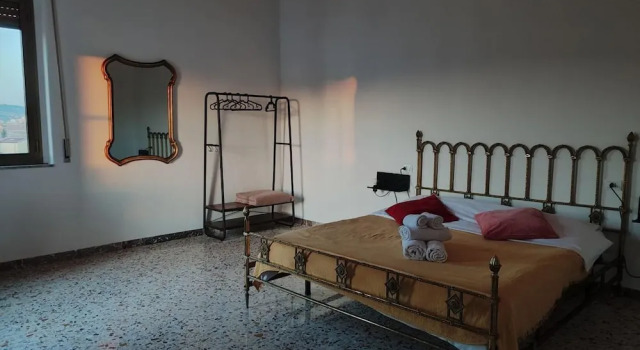 Panoramic 3-bed Apartment in Catania City, Забронировать Апартаменты/квартира Катания Сицилия, рядом с Городской музей Беллини