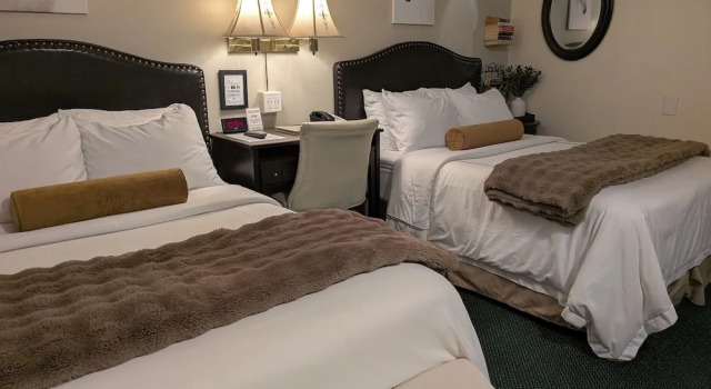 Четырёхместный номер Standard Amherst Inn - Virginia