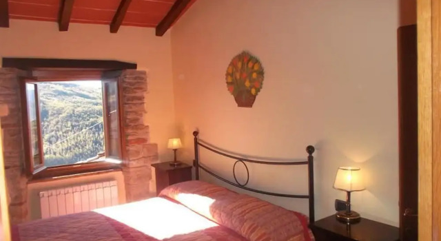 B&B Borgo Valagnesi casa Annarita, Book Bed and Breakfast Hotels in Poppi with Parking, Parking