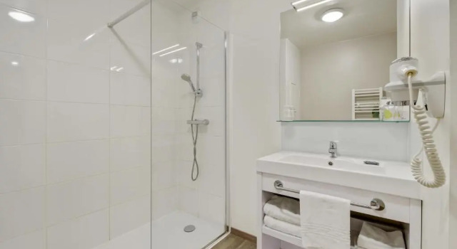 Люкс Comfort All Suites Appart Hôtel - Bordeaux - Pessac