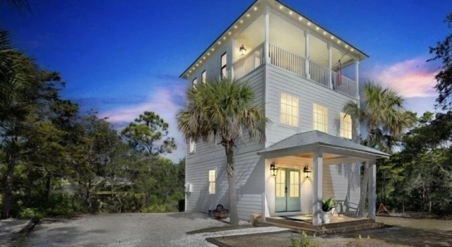 Fully Loadedprivate Beachsleeps10 W/golf! 3 Bedroom Home by RedAwning