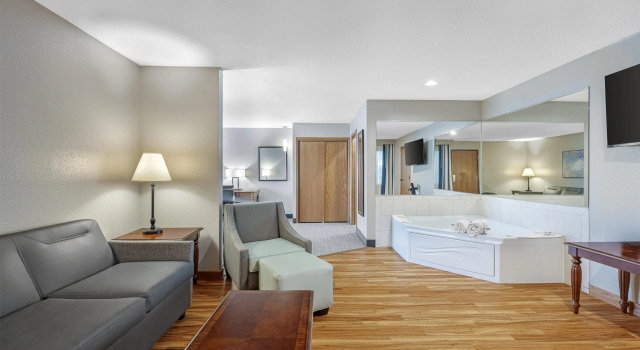 Двухместный люкс Best Western Plus Dubuque Hotel and Conference Center