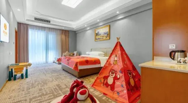 Люкс Vienna Hotel Kunming Yunda West Road Xiaodong Village Metro Station