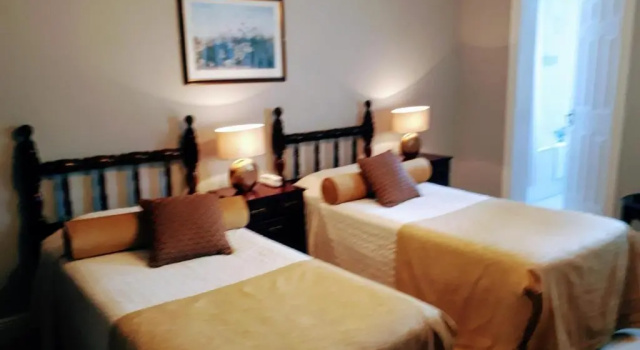Апартаменты Aran View Country House and Lodge