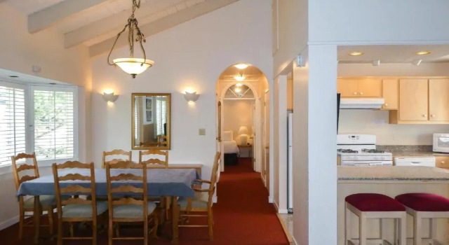 Люкс Luxury Briarwood Inn