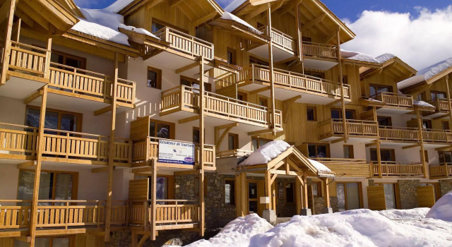 Madame Vacances Résidence Le Parc Des Airelles, Забронировать Отель Лез-Ор Hautes-Alpes, рядом с Горнолыжный подъемник Риу Сек