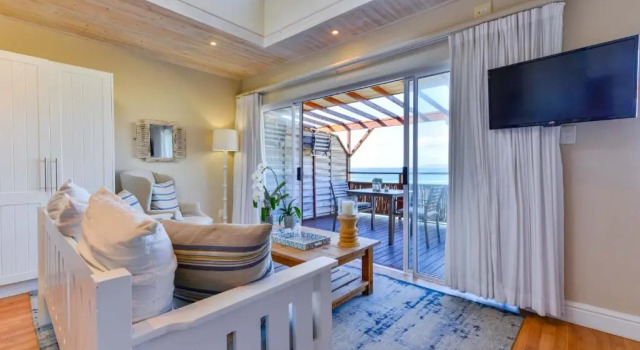 Singing Kettle Beach Lodge, Забронировать Отель Кербомстранд Найсна