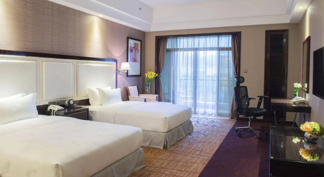 Kaiping Jade Bay Funyard Phoenix Hotel