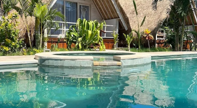 Коттедж Living Trawangan Hotel
