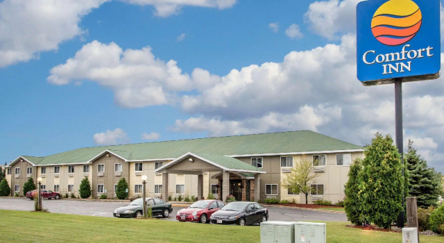 Четырёхместный номер Standard Comfort Inn Rhinelander