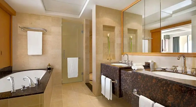 Двухместный люкс c 1 комнатой Hilton Muscat Al Bandar