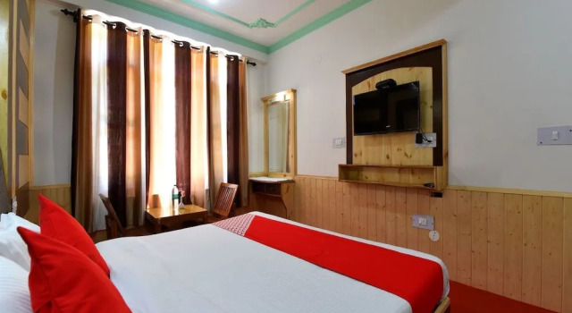 OYO 14075 Lavyansh Cottage