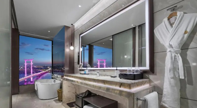 Premium dwuosobowy pokój z widokiem InterContinental Quanzhou by IHG