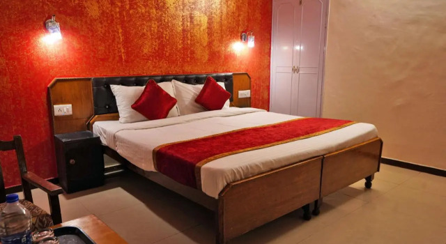 Hotel Atithi Mall Road
