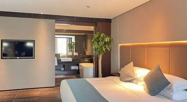 Полулюкс Le Noble Hotel