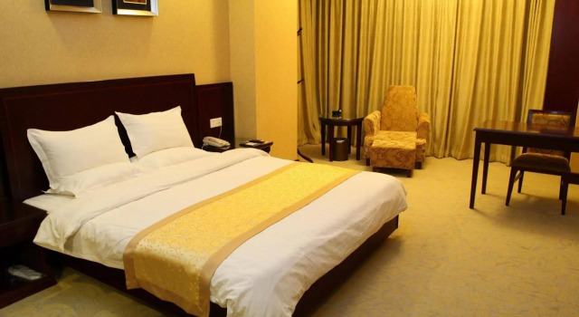 Hecheng Hotel