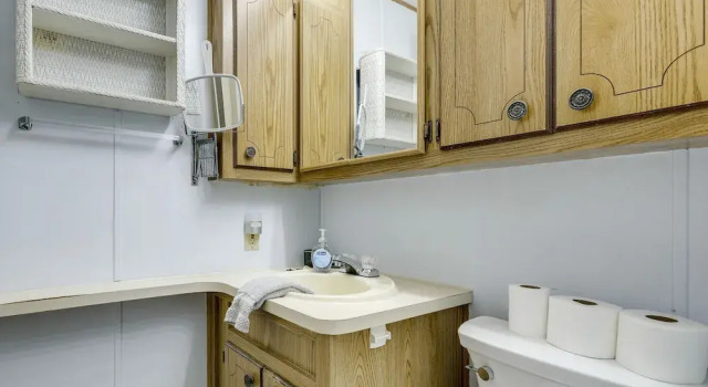Коттедж Pool + Hot Tub Access: Home in Jensen Beach!