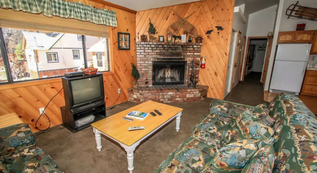 Bear Claw Bungalow #379, Rezerwuj Hotel Big Bear Lake Stany Zjednoczone