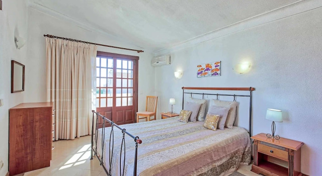 Villa Castelo by Algarve Holidays, Забронировать Вилла Отели Албуфейра 3 звезды, рядом с Пляж Эваристо, 3*