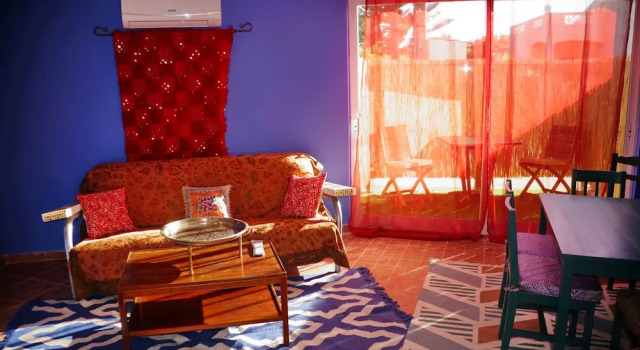 Студия c 1 комнатой Inn Seventies Cheap & Chic II