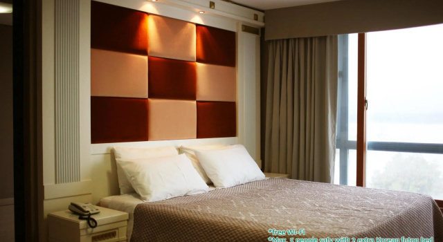 Номер Standard с видом на озеро Gyeongpo Soo Hotel