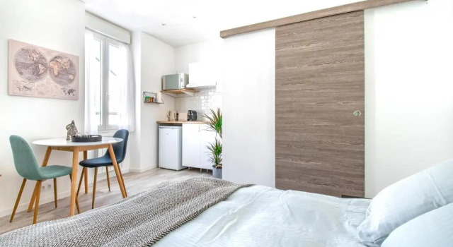Studio Cosy sur île de Nantes - Proche Tram 2 et 3, Забронировать Апартаменты/квартира Отели Нанта с парковкой, рядом с Площадь де Буфэй, Парковка