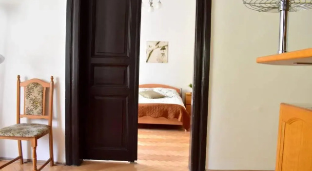 AIRSTAY PRAGUE - 3 BEDROOM residence with SAUNA, Rezervovat Hotel Praha Česko, poblíž Národní památník na Vítkově