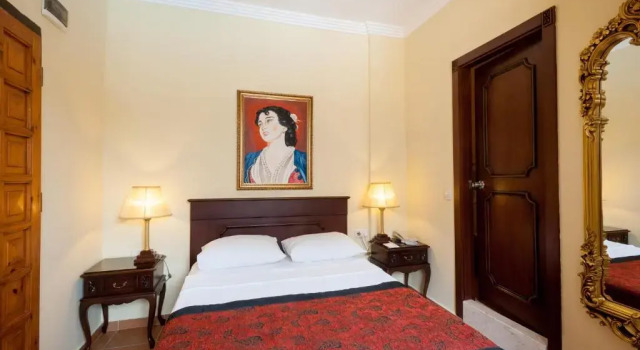 Двухместный номер Economy Antique Roman Palace Museum Hotel