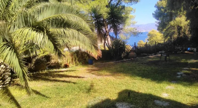 Коттедж Villa Tsouderos